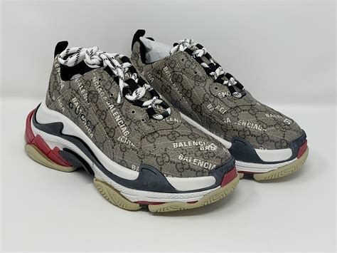 balenciaga triple s gucci.